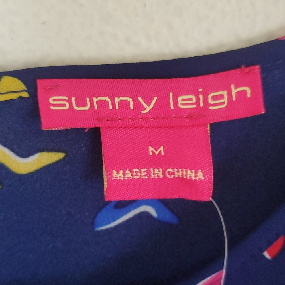NWT Sunny Leigh Navy High Heels Print Sleeveless Top M - Picture 5 of 13